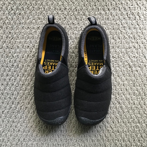 Keen Men’s Howser II Slip On Slippers In Black Felt/Black, Size 9 - Picture 8 of 11